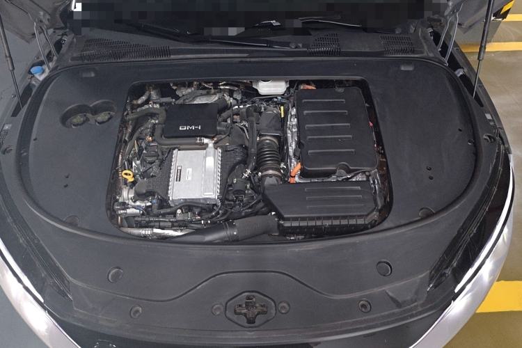 Used BYD Han 2025 DM-i 125KM Elite Model Engine Bay