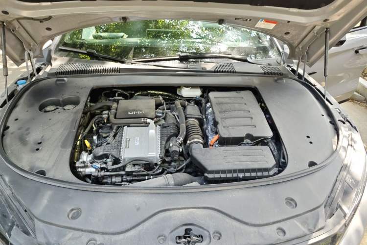 Used BYD Han 2025 DM-i 125KM Prestige Model Engine Bay