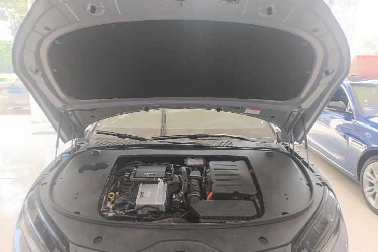 Used BYD Han 2025 DM-i 125KM LiDAR-Powered Intelligent Driving Model Engine Bay