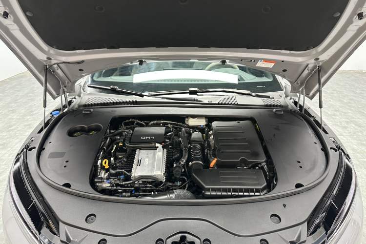 Used BYD Han 2025 DM-i Intelligent Driving Edition 125KM LiDAR Flagship Model Engine Bay