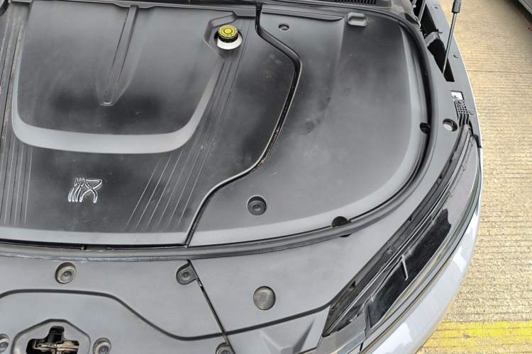 Used BYD Han 2025 EV with 701 km of Laser Radar-Enabled Intelligent Driving Engine Bay Left