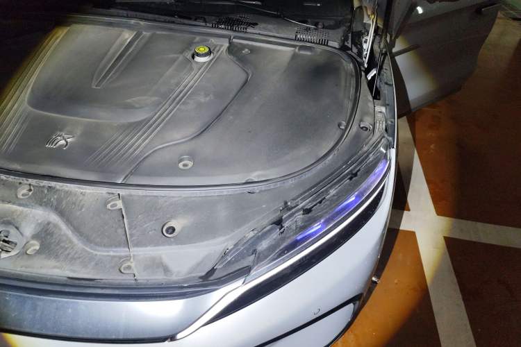 Used BYD Han 2025 EV 605KM Prestige Model Engine Bay Left
