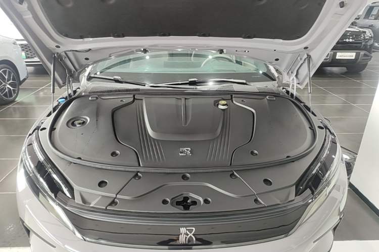 Used BYD Han 2025 Model EV Intelligent Driving Edition 635KM LiDAR Flagship Engine Bay