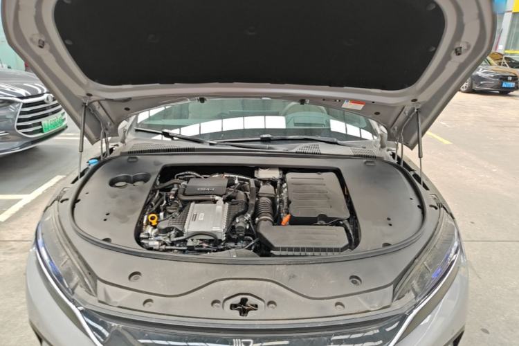 Used BYD Han 2025 DM-i Intelligent Driving Edition 125KM LiDAR Flagship Model Engine Bay