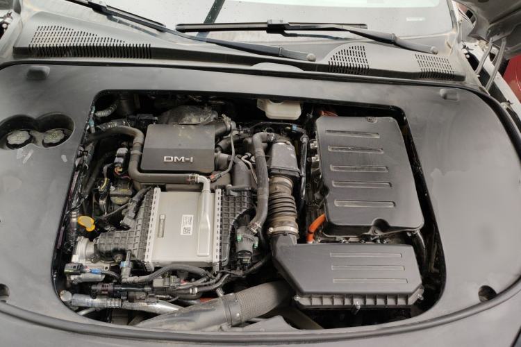 Used BYD Han 2025 DM-i Intelligent Driving Edition 125KM LiDAR Flagship Model Engine Bay