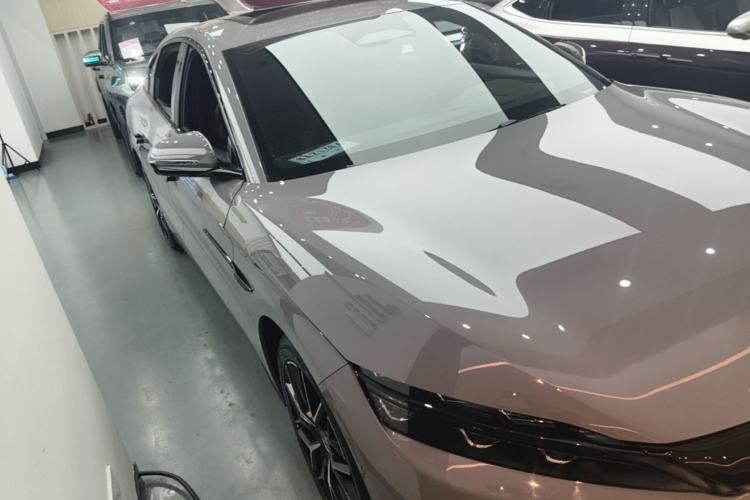 Used BYD Han 2025 DM-i Smart Drive 125KM Prestige Model Exterior 1