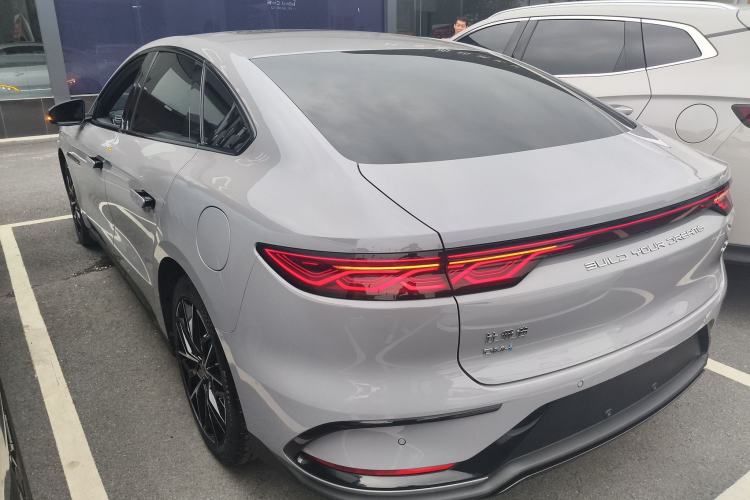 Used BYD Han 2025 DM-i 125KM Prestige Model Exterior 2