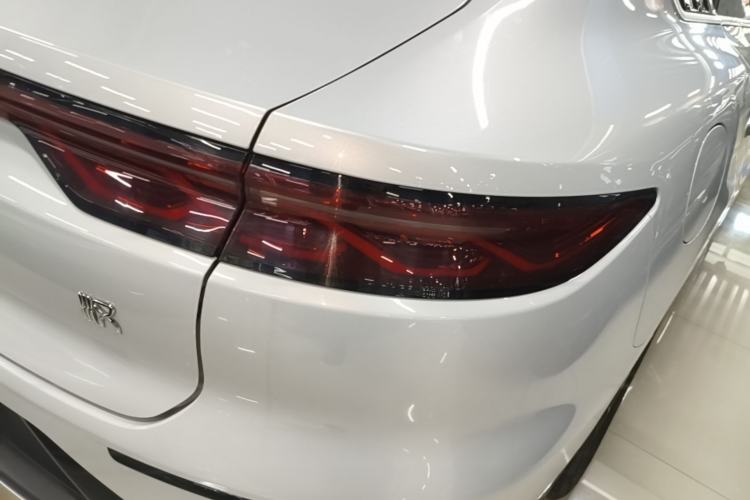 Used BYD Han 2025 DM-i 125KM Elite Model Exterior 3