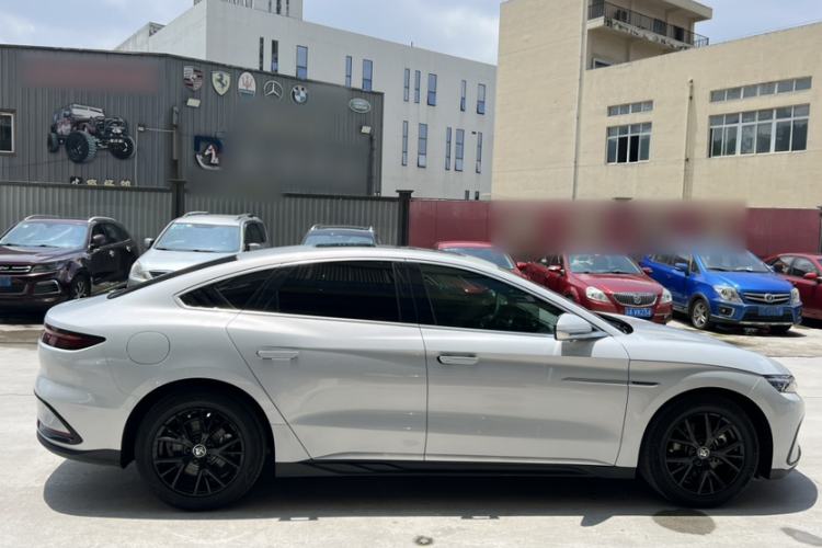 Used BYD Han 2025 DM-i 125KM Elite Model Exterior 3