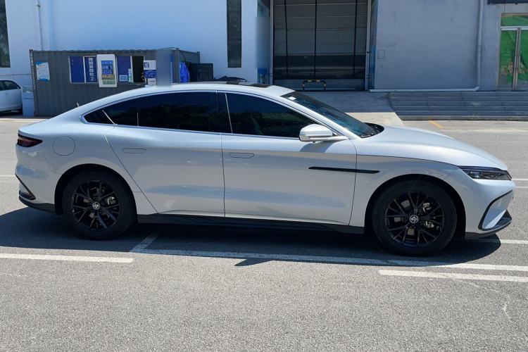 Used BYD Han 2025 DM-i 125KM Elite Model Exterior 3