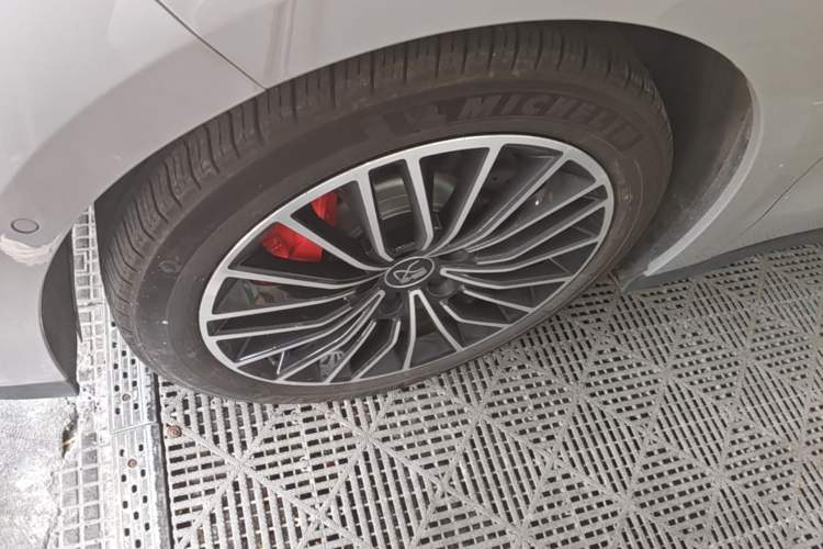 Used BYD Han 2025 EV with 701 km of Laser Radar-Enabled Intelligent Driving Exterior 4