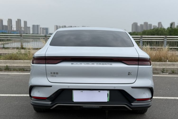 Used BYD Han 2025 DM-i 125KM Prestige Model Exterior 5