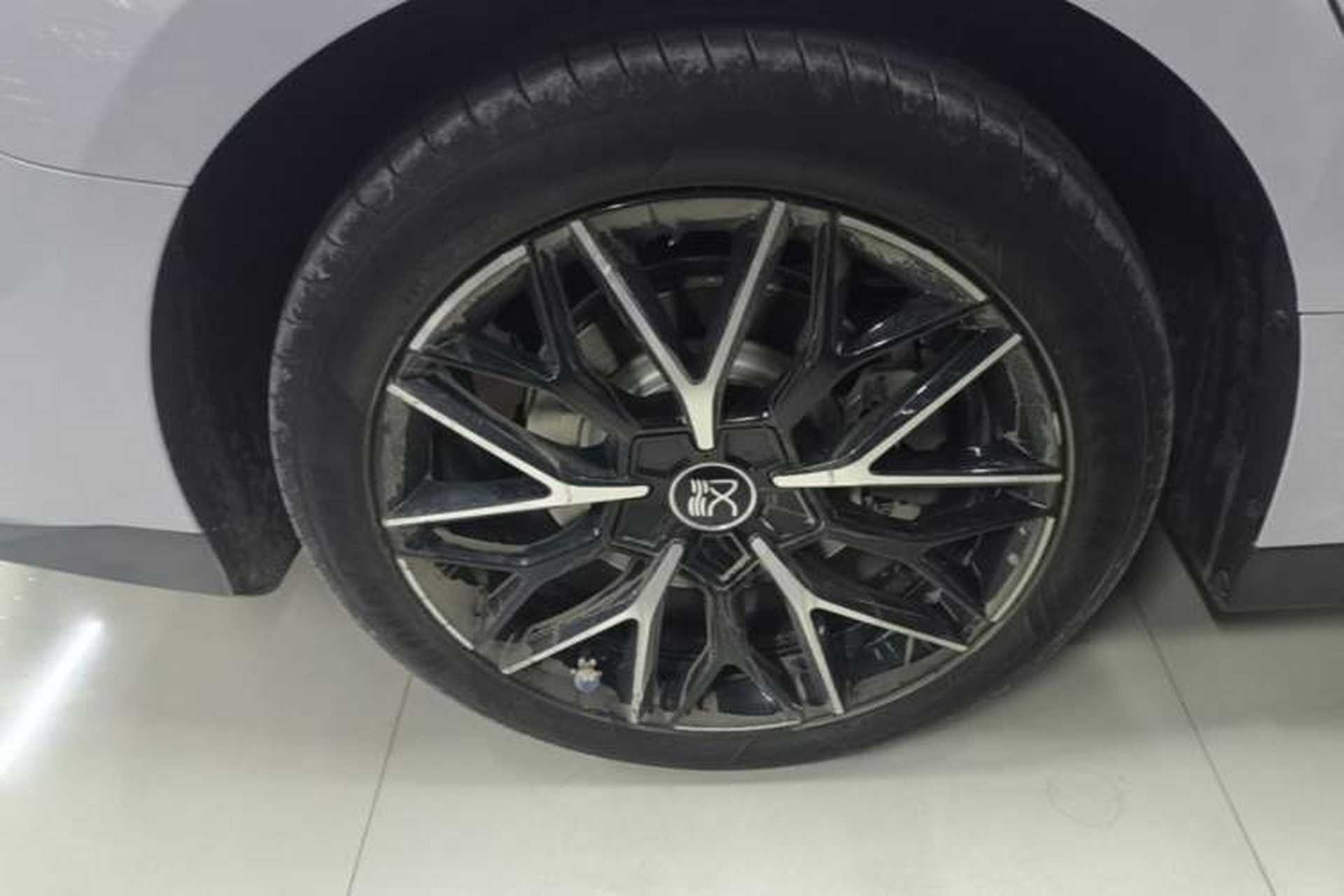 Used BYD Han 2025 DM-i 125KM Prestige Model Exterior 5