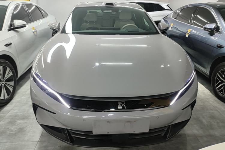 Used BYD Han 2025 DM-i Intelligent Driving Edition 125KM LiDAR Flagship Model Front