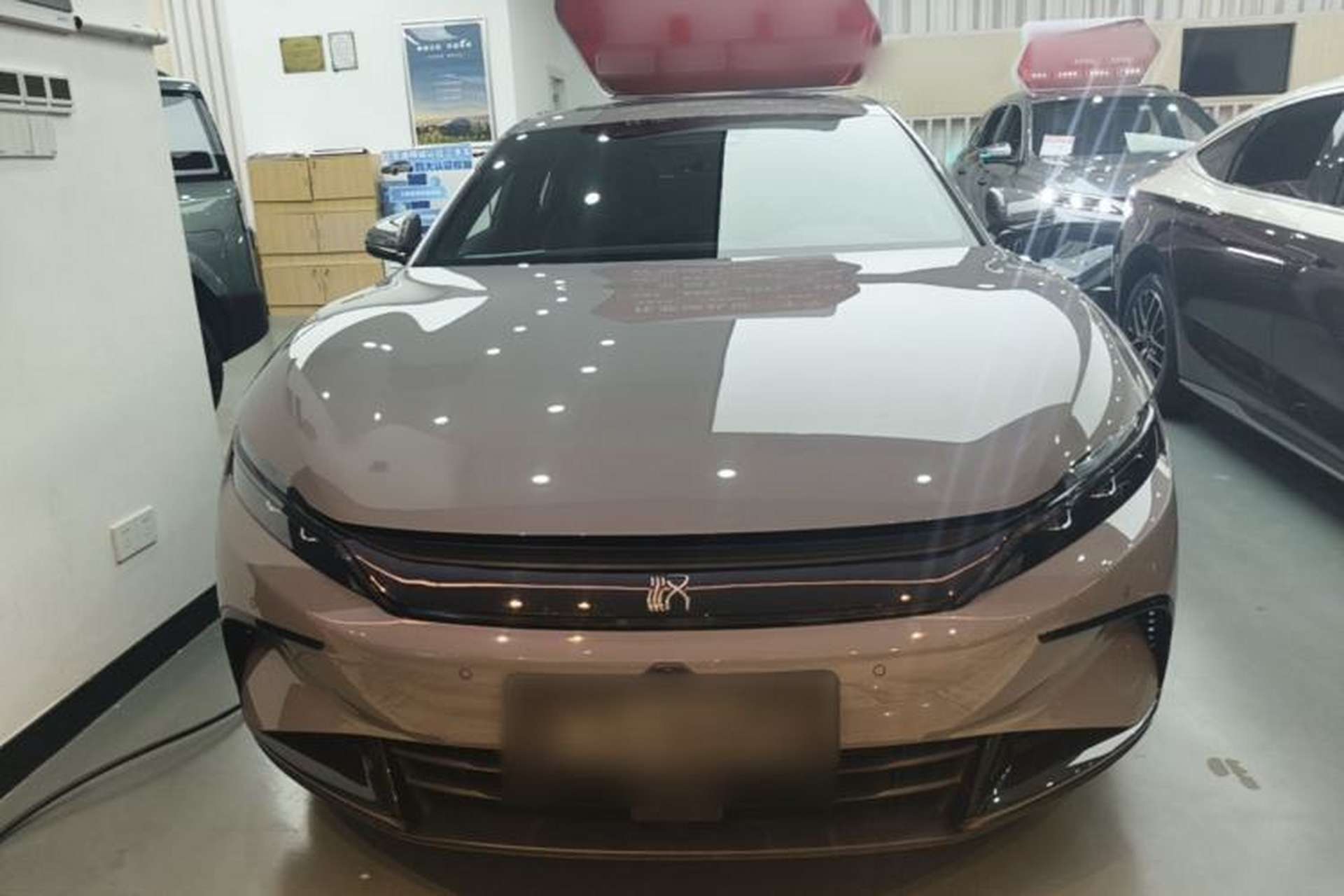 Used BYD Han 2025 DM-i Smart Drive 125KM Prestige Model Front