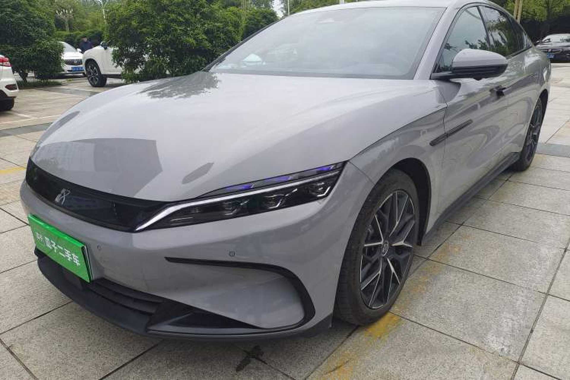 Used BYD Han 2025 DM-i 125KM Prestige Model Front Left 45 Deg