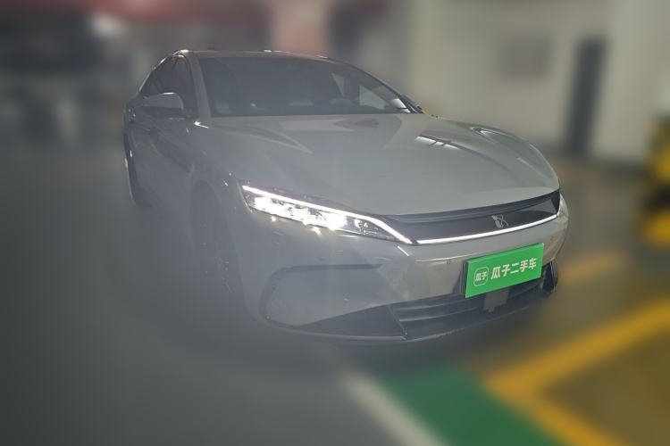 Used BYD Han 2025 DM-i 125KM Elite Model Front Right 45 Deg