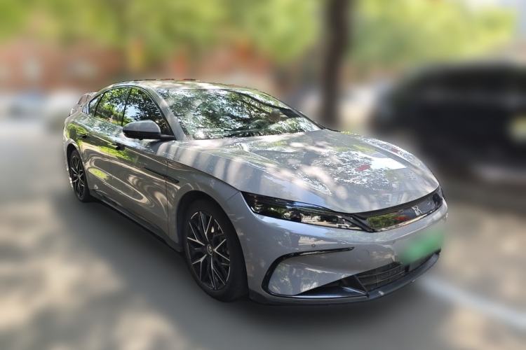Used BYD Han 2025 DM-i 125KM Prestige Model Front Right 45 Deg