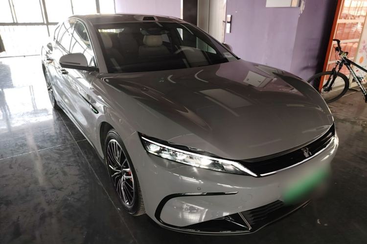 Used BYD Han 2025 EV Intelligent Driving Edition 701KM LiDAR Flagship Model Front Right 45 Deg