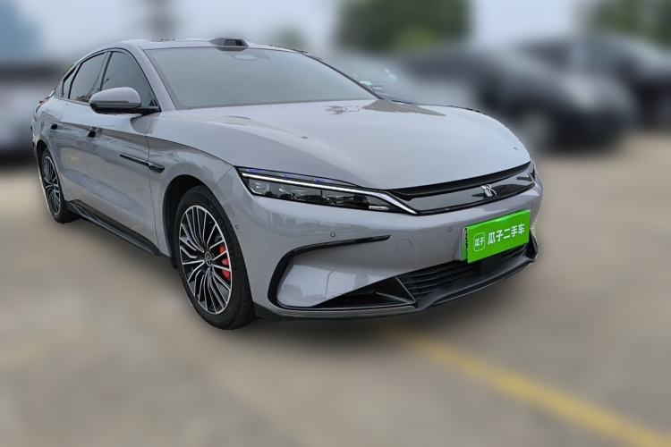 Used BYD Han 2025 EV with 701 km of Laser Radar-Enabled Intelligent Driving Front Right 45 Deg