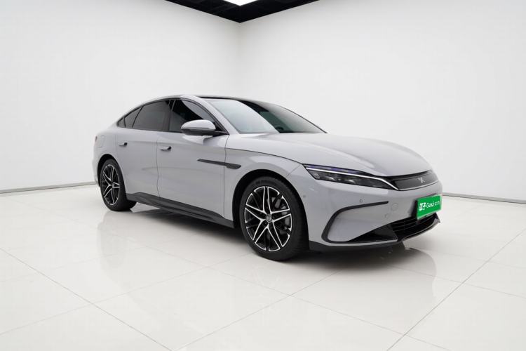 Used BYD Han 2025 EV Intelligent Driving Edition 605KM Prestige Model Front Right 45 Deg