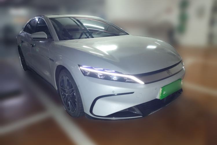 Used BYD Han 2025 EV 605KM Prestige Model Front Right 45 Deg