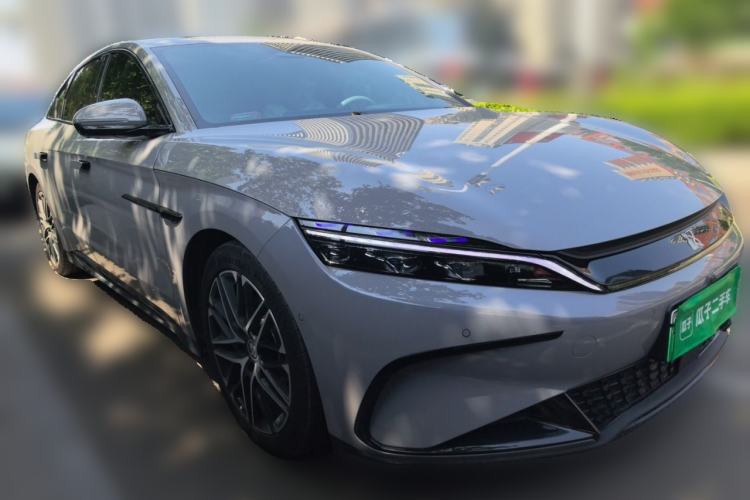 Used BYD Han 2025 EV Intelligent Driving Edition 605KM Prestige Model Front Right 45 Deg