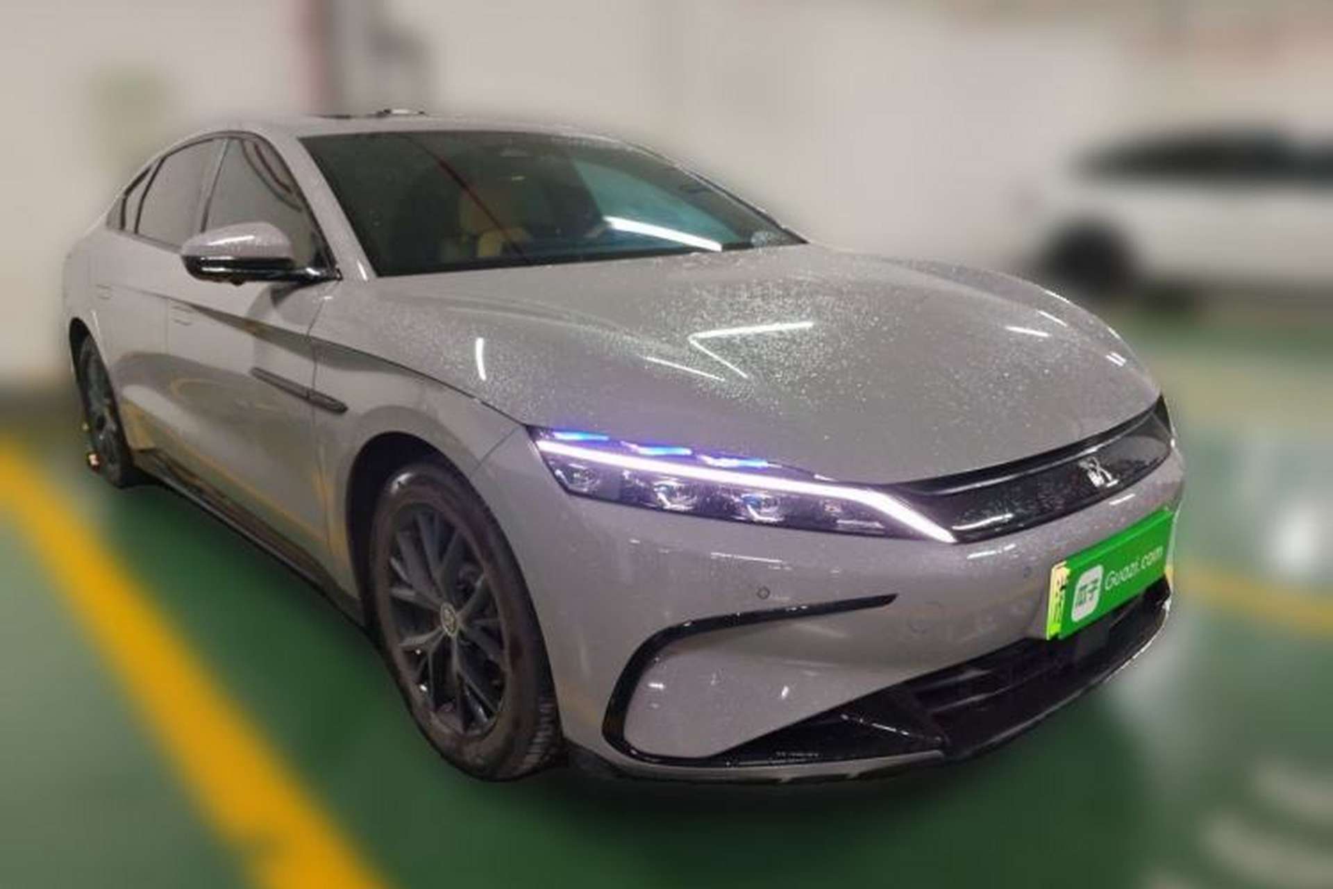 Used BYD Han 2025 DM-i 125KM Elite Model Front Right 45 Deg