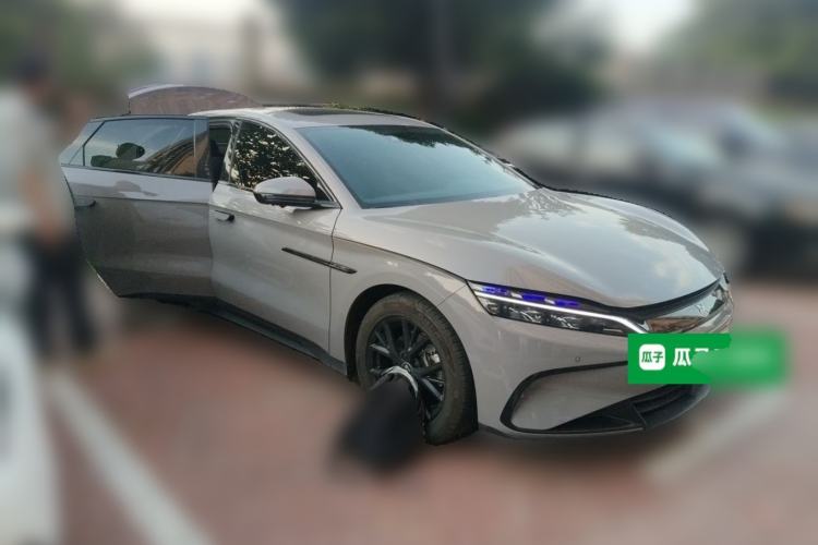 Used BYD Han 2025 DM-i 125KM Elite Model Front Right 45 Deg
