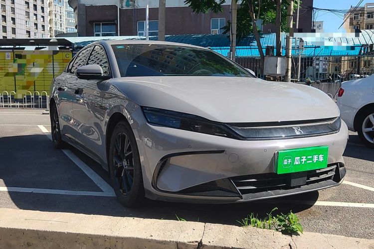 Used BYD Han 2025 DM-i 125KM Elite Model Front Right 45 Deg