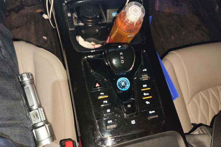 Used BYD Han 2025 EV 605KM Prestige Model Gear Lever