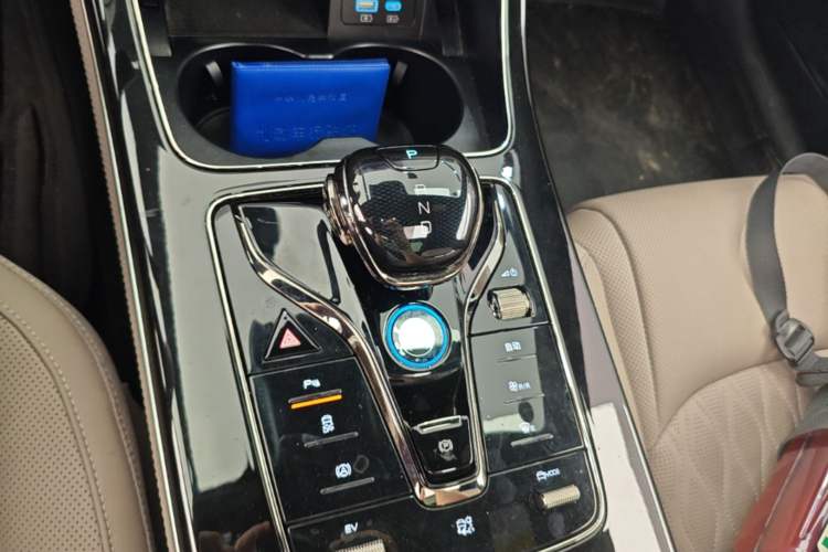 Used BYD Han 2025 DM-i 125KM Prestige Model Gear Lever