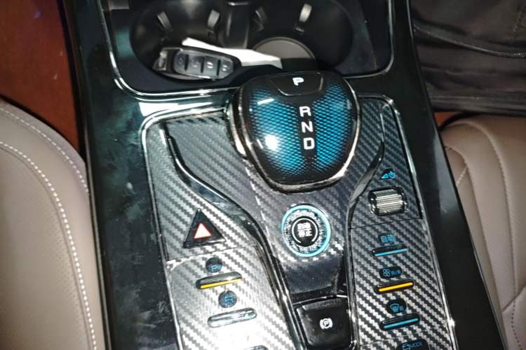 Used BYD Han 2025 DM-i 125KM Elite Model Gear Lever