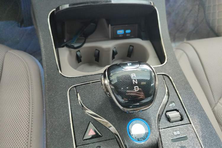 Used BYD Han 2025 DM-i 125KM Elite Model Gear Lever