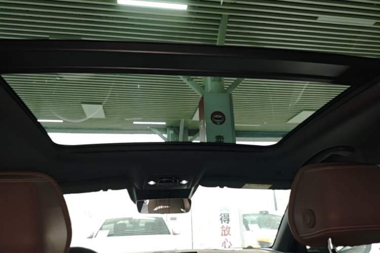 Used BYD Han 2025 DM-i Intelligent Driving Edition 125KM Prestige Model Headliner