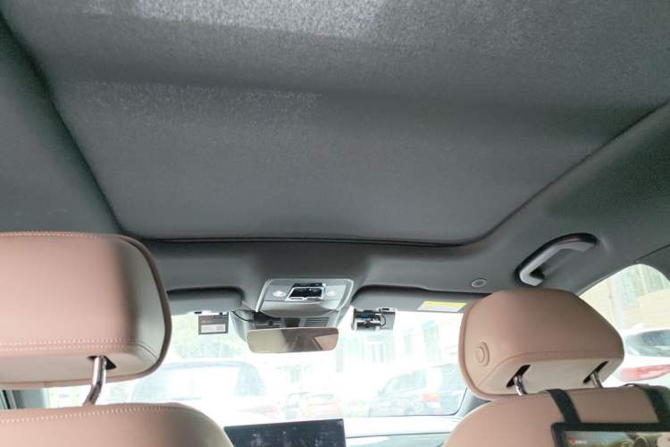 Used BYD Han 2025 EV Intelligent Driving Version 701KM Prestige Model Headliner
