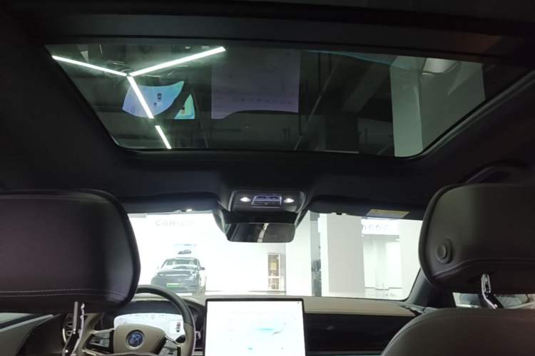 Used BYD Han 2025 DM-i 125KM Elite Model Headliner