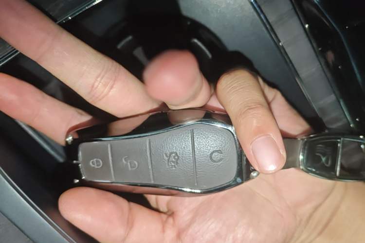 Used BYD Han 2025 EV with 701 km of Laser Radar-Enabled Intelligent Driving Interior 1