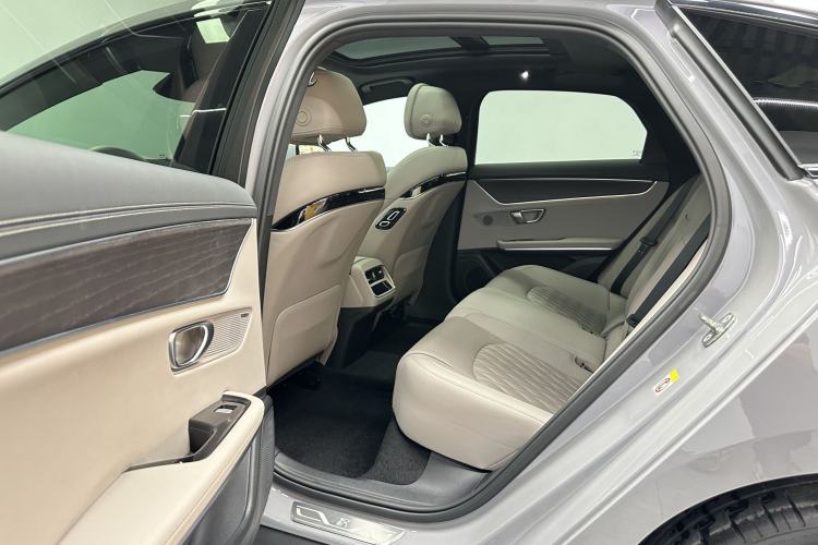 Used BYD Han 2025 DM-i Intelligent Driving Edition 125KM LiDAR Flagship Model Interior 2