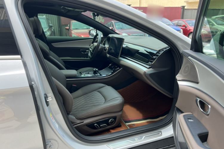 Used BYD Han 2025 DM-i 125KM Elite Model Interior 4