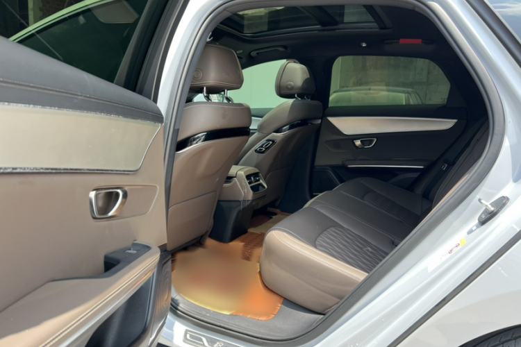 Used BYD Han 2025 DM-i 125KM Elite Model Interior 7