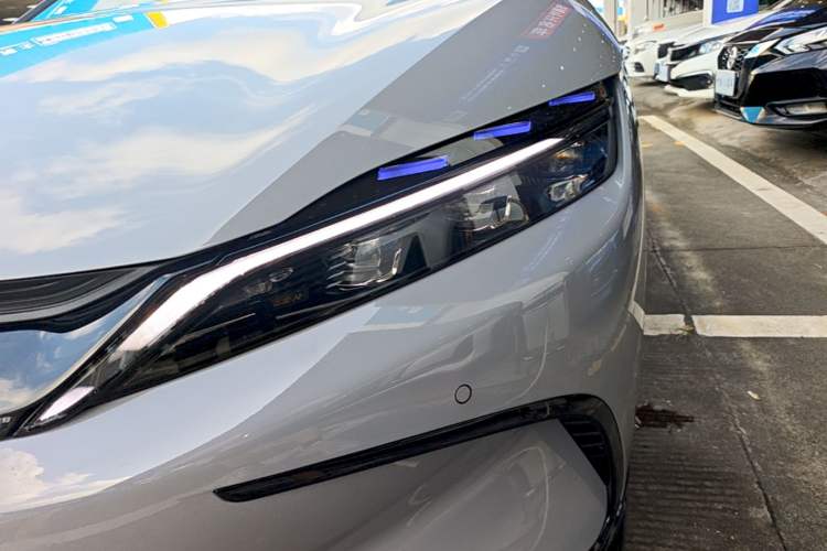 Used BYD Han 2025 DM-i 125KM Elite Model Left Front Headlight
