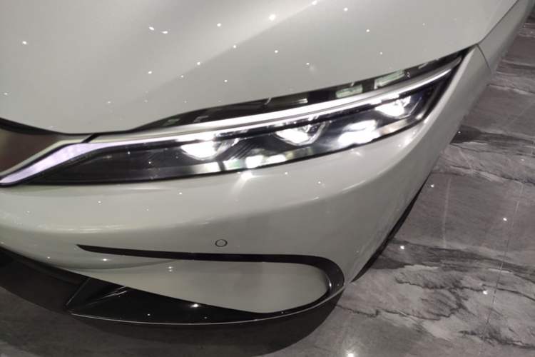 Used BYD Han 2025 DM-i 125KM Elite Model Left Front Headlight