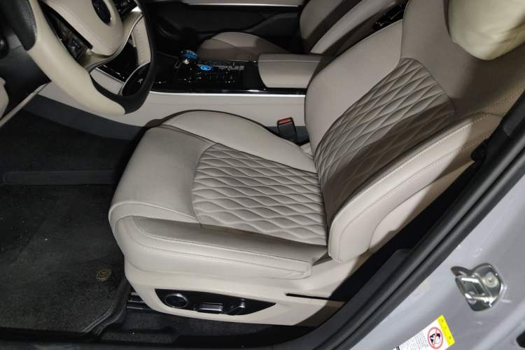 Used BYD Han 2025 DM-i 125KM Prestige Model Left Front Seat