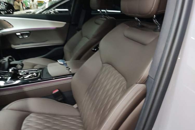 Used BYD Han 2025 DM-i 125KM Prestige Model Left Front Seat