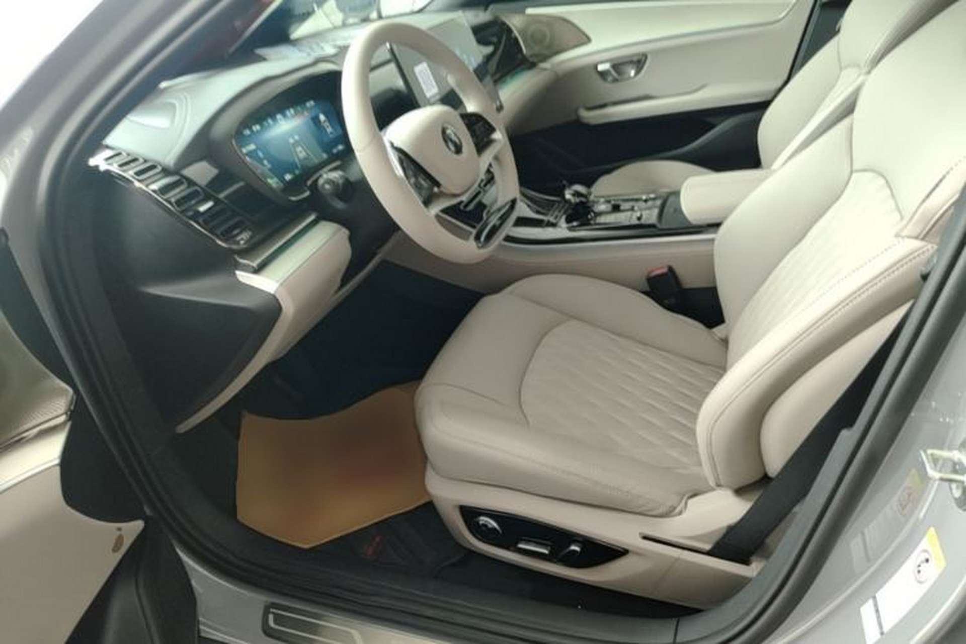 Used BYD Han 2025 DM-i 125KM Elite Model Left Front Seat