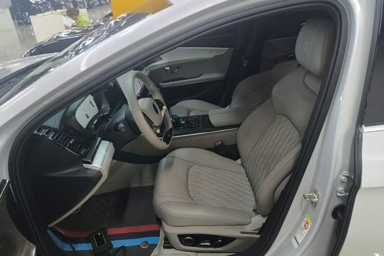 Used BYD Han 2025 DM-i 125KM Prestige Model Left Front Seat
