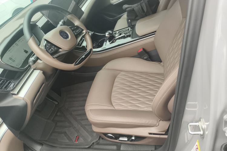 Used BYD Han 2025 DM-i 125KM Prestige Model Left Front Seat