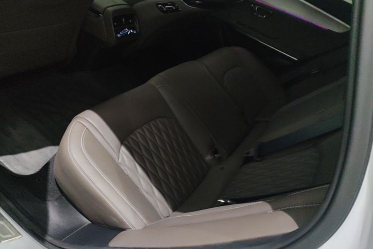 Used BYD Han 2025 DM-i 125KM Elite Model Left Rear Seat