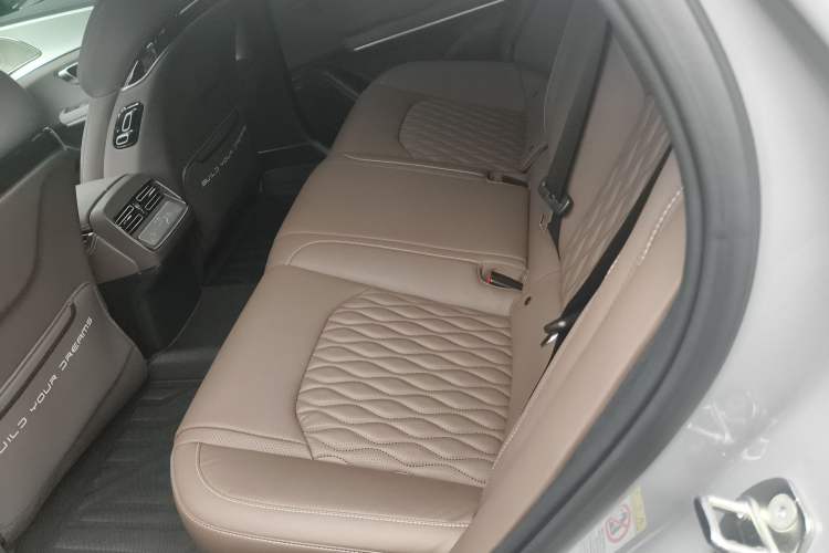 Used BYD Han 2025 DM-i 125KM Prestige Model Left Rear Seat